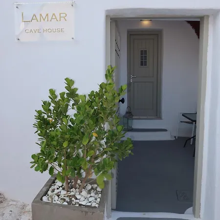 Lamar Cave House 公寓 Emporio (Santorini)